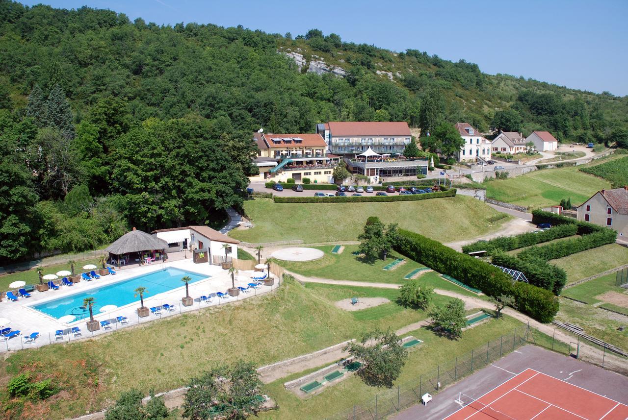 Chassey-le-Camp Auberge Du Camp Romain מראה חיצוני תמונה